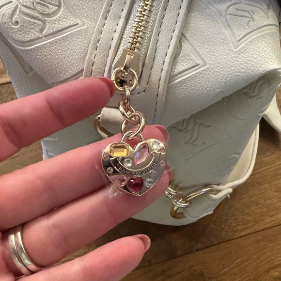 NWT Juicy Couture satchel with embossed pattern and hearts embellishment - Picture 7 of 9